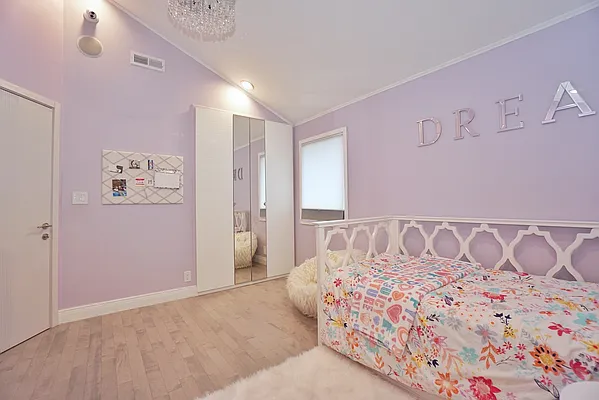 Sold by Bergen Basin Real Estate | media 12