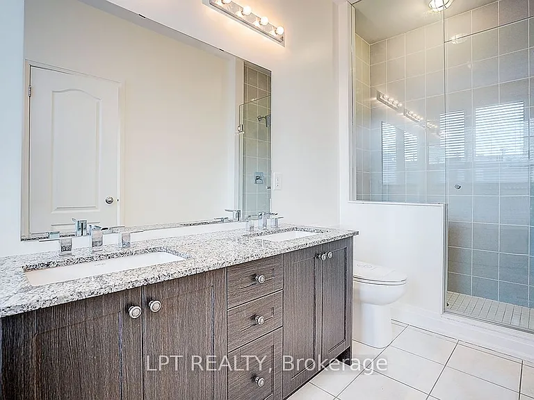 84 William Saville St — Photo 39