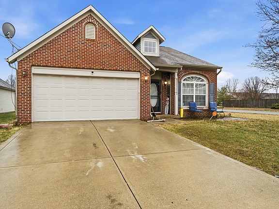 2nd image of 2652 Rothe Ln