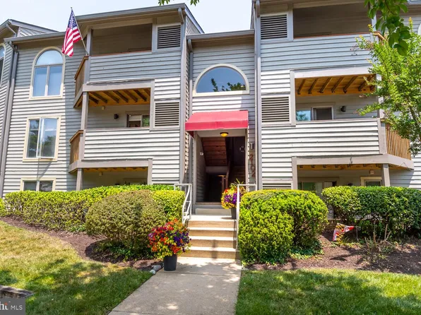 2102 Chesapeake Harbour Dr E APT 202, Annapolis, MD 21403