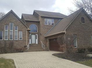 1946 Jessica Ln, Northbrook, IL 60062