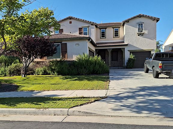 2nd image of 35590 Desert Rose Way