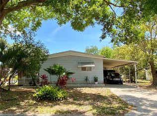 8902 Sheldon West Dr, Tampa, FL 33626
