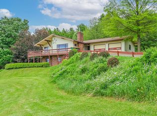 8940 Strong Hill Rd, Naples, NY 14512