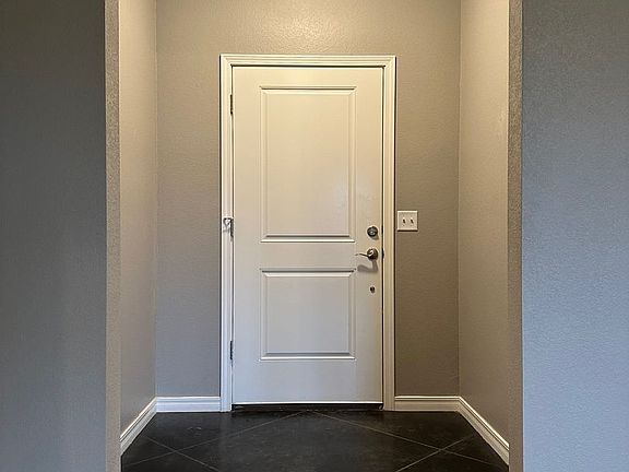 4th image of 9107 Heritage Hills Pkwy