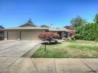 375 McLaughlin Dr, Woodburn, OR 97071