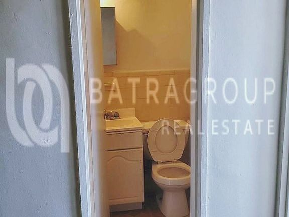 5th image of 302 E 126th St APT 5A