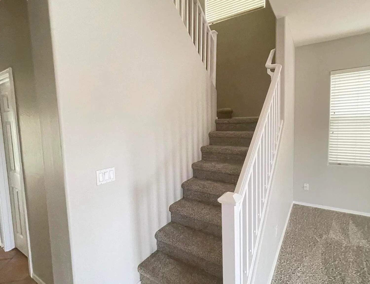 4 bed, 2.5 bath, 2159 sqft, $2,350 — Photo 4