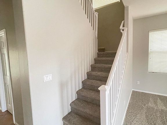 4th image of 4489 E Del Rio St