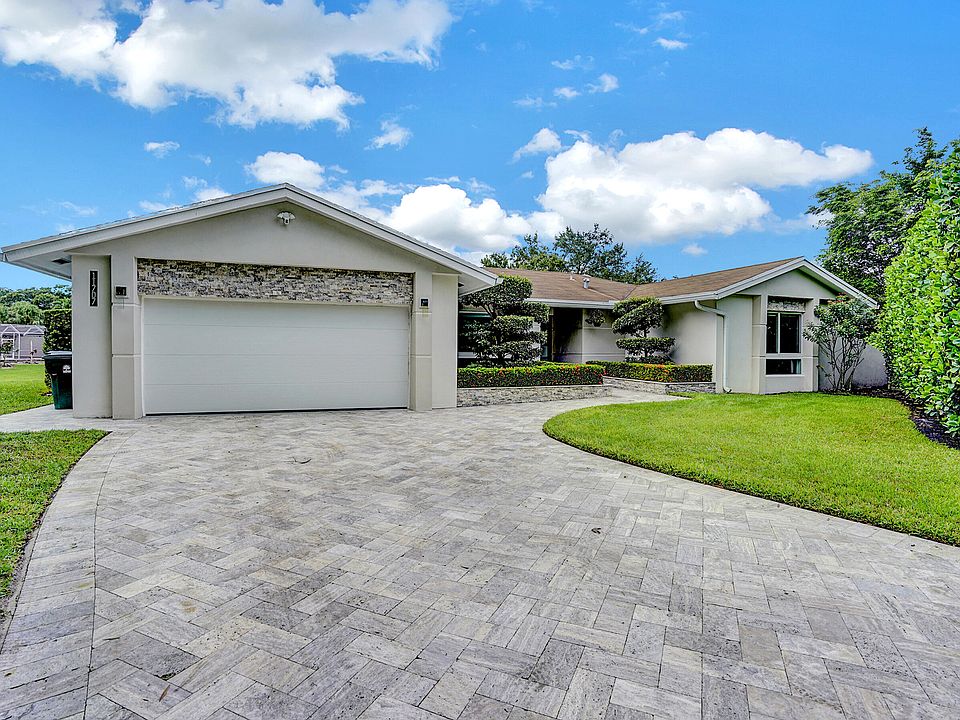 1st image of 11707 Melaleuca Way