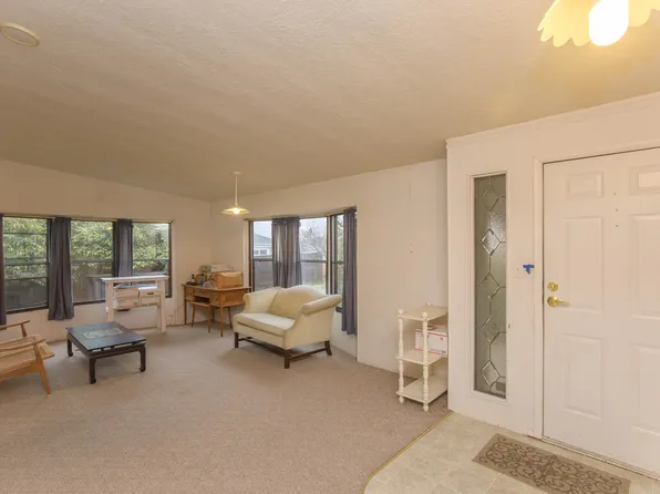 215 Tolman Creek Rd Space 16, Ashland, OR 97520