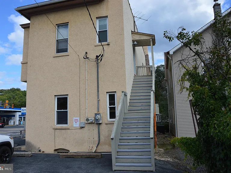 3 S Sillyman St — Photo 3