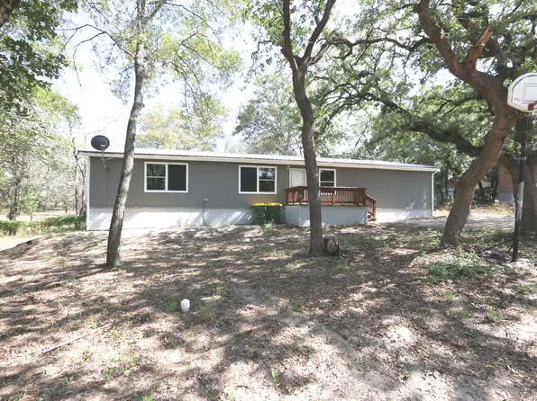 76 & 76 B POST OAK RD, La Vernia, TX 78121