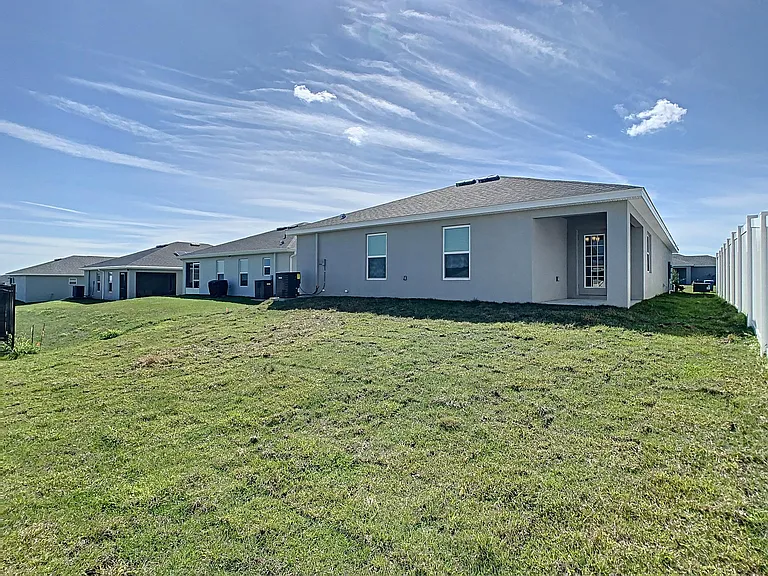 4466 Hummingbird Ln — Photo 24