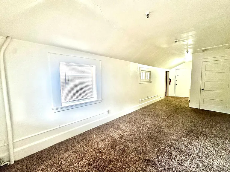 The Manor — Photo 22