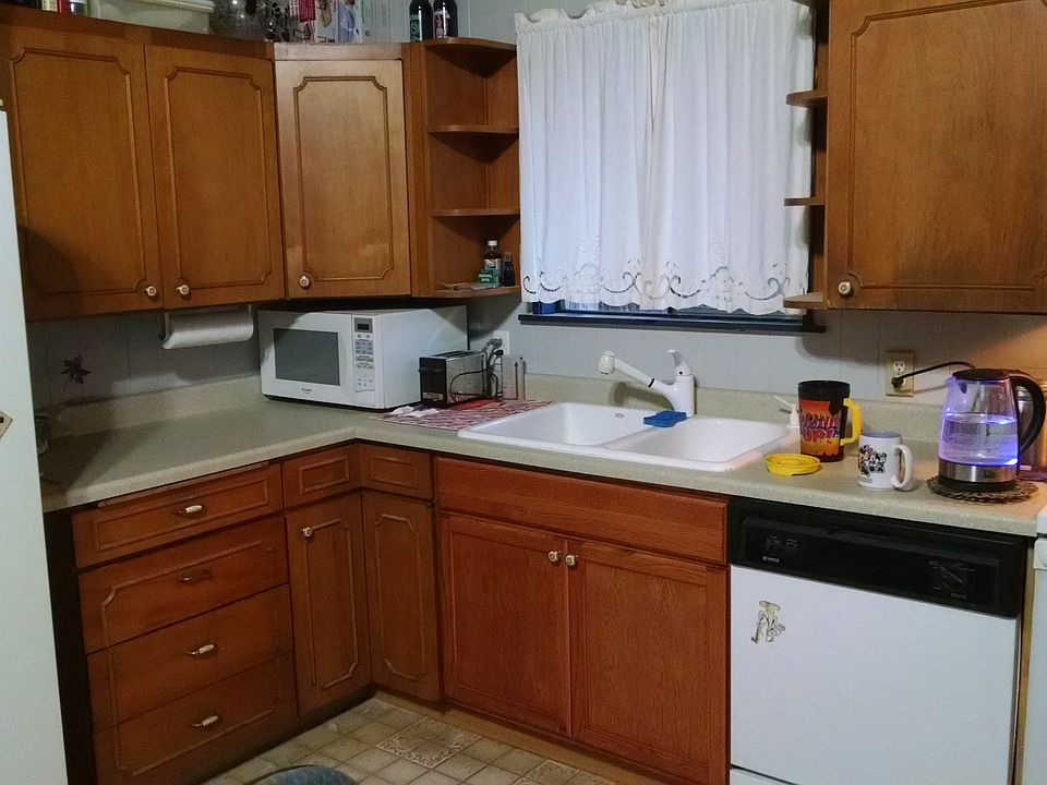 New counters, cab., sink