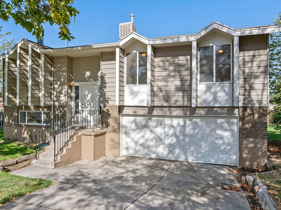 1st image of 427 N Walnut Cir
