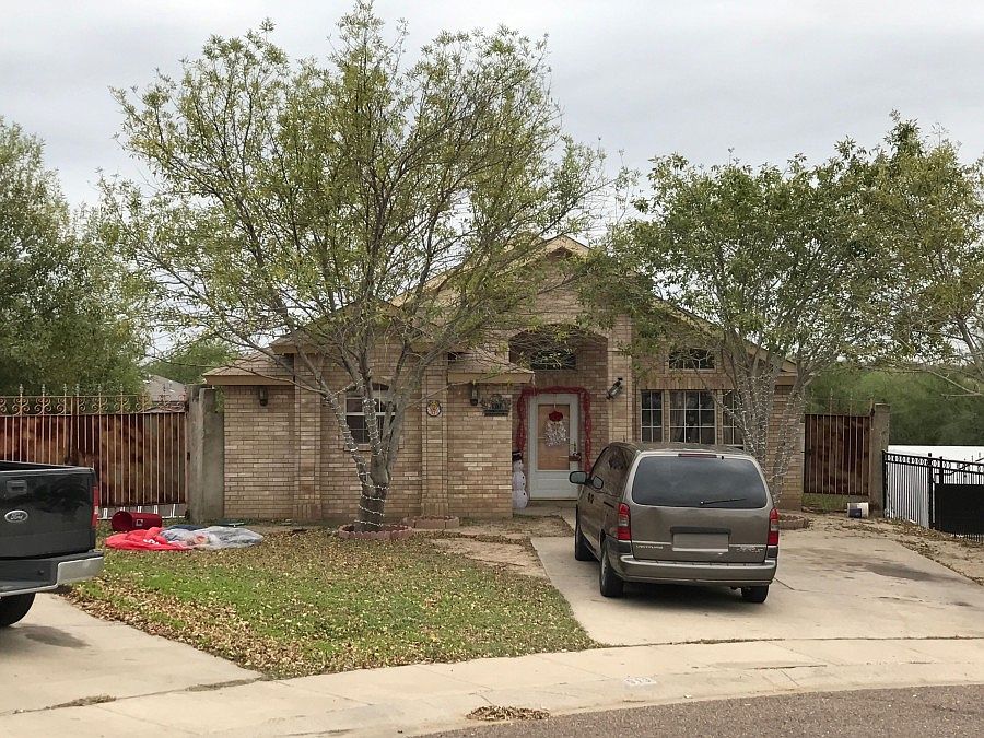 2nd image of 913 Rutledge Dr
