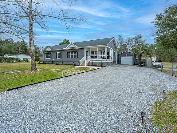 2nd image of 164 Albacore Rd