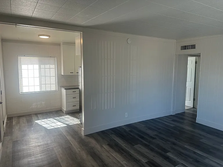 1315 Oakwood Ave — Photo 17
