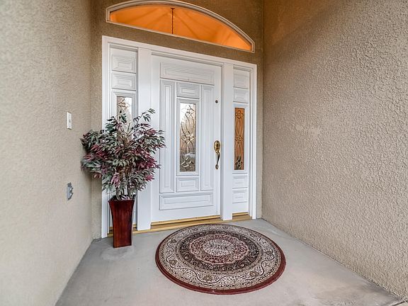 5th image of 2817 E Laura Court