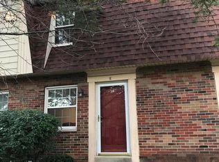 5720 Beechcroft Rd #5720, Columbus, OH 43229