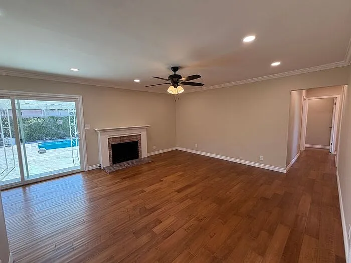 150 N Forestdale Ave — Photo 3