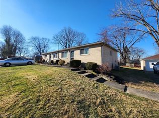 3102 N Turkeyfoot Rd, Coventry Township, OH 44319