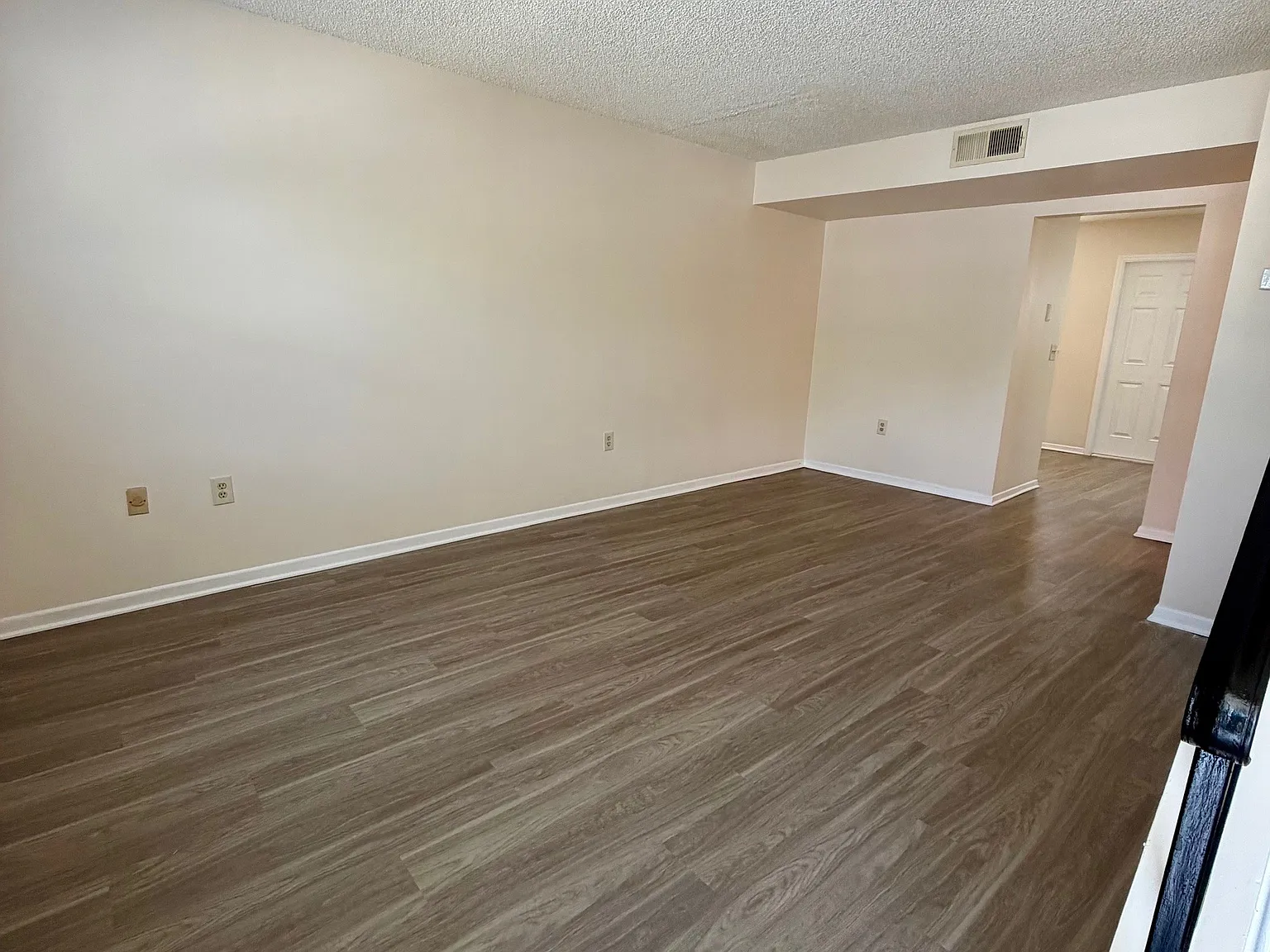 Palm City Apartments - 664 Apt 3 — Photo 2