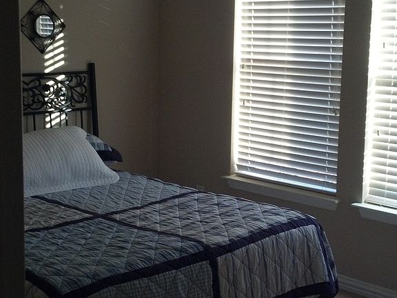 3rd image of 10404 Cochron Dr