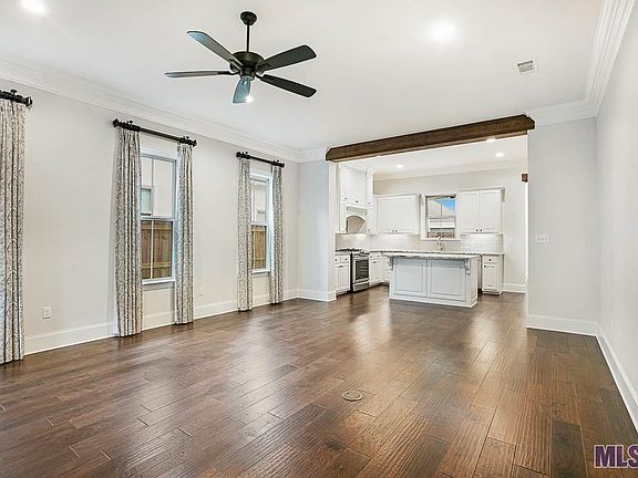3rd image of 4769 Claremont Ave