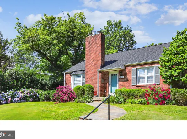 10102 Crestwood Rd, Kensington, MD 20895