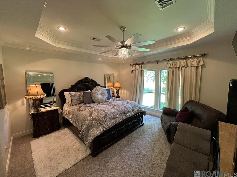 2913 Country Lake Dr — Photo 14