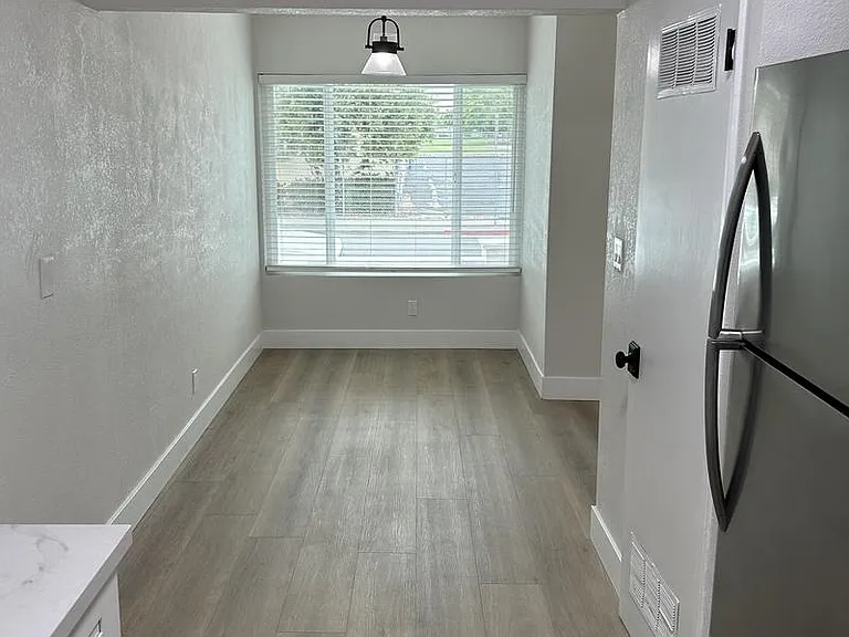 442 Smith Ave #1 — Photo 13