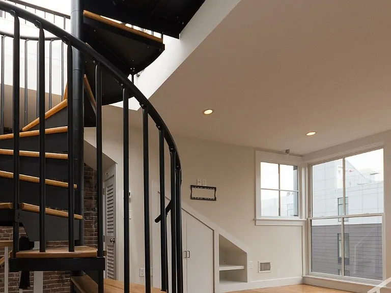 656 Massachusetts Ave #7 — Photo 5
