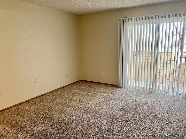 1111 S Garrison St #104 — Photo 13