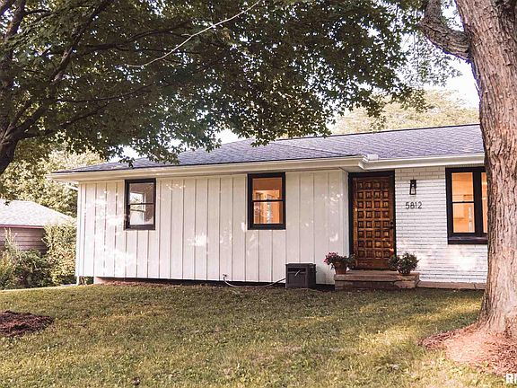 3rd image of 5812 N Eugenia Ln