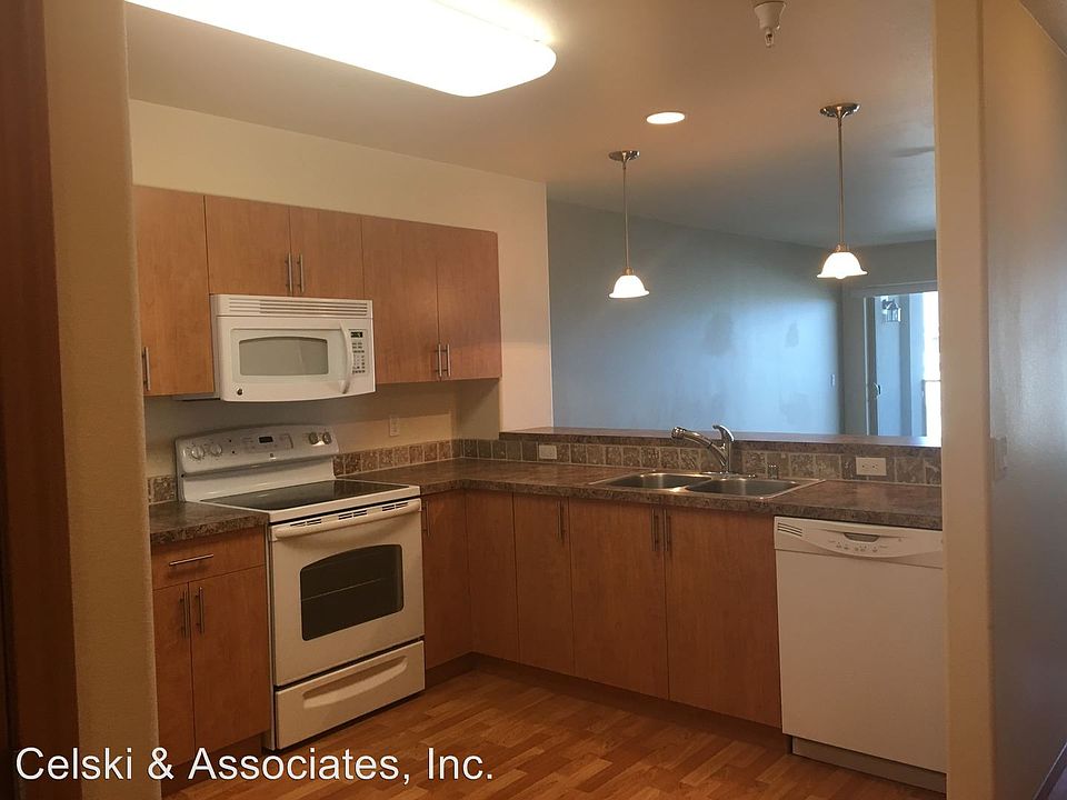1st image of 785 Canyon St APT 205