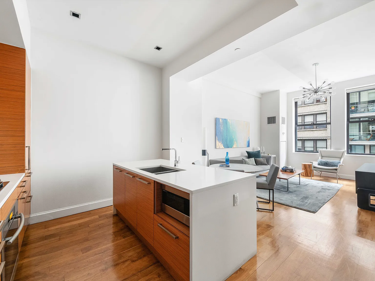 140 West 22nd Street — Photo 2