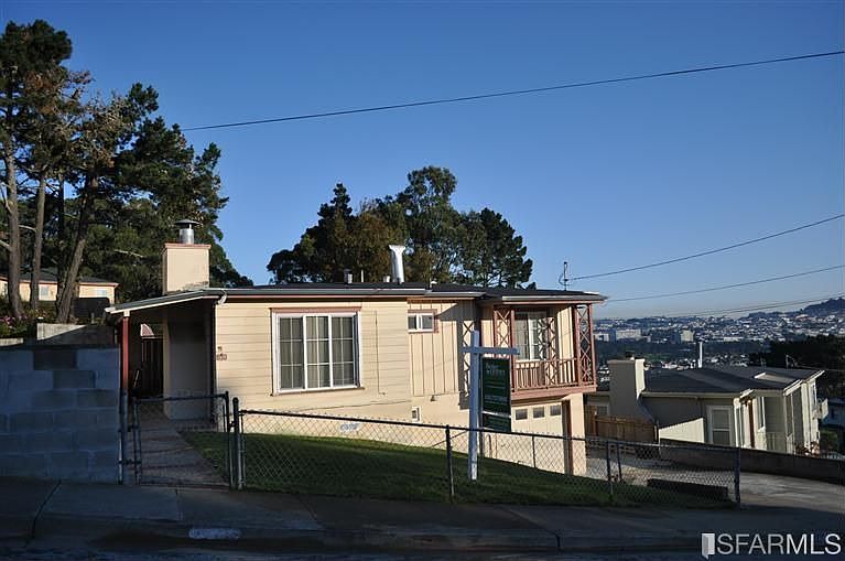 1st image of 1074 Gilman Dr
