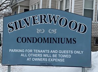 860 Southbridge St APT 1, Worcester, MA 01610