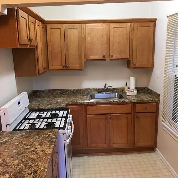 3304 N Newhall St #1 — Photo 4