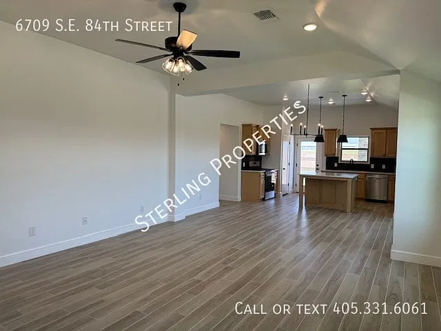 3 bed, 1585 sqft, $1,895 — Photo 4