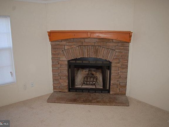 5th image of 6104 Maslock Ln
