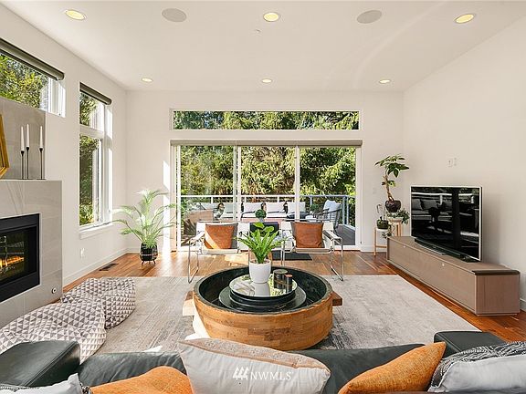 4th image of 533 Kirkland Avenue