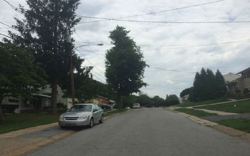 2nd image of 1417 Spruce Ave