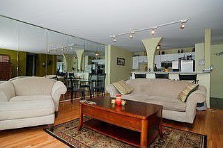 Kitchen / Living Room