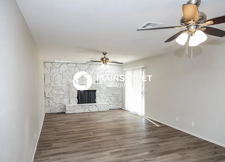 3919 Springhill Ave — Photo 3