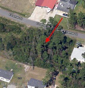 E Lamar St, Bay Saint Louis, MS, 39520
