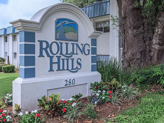 Rolling Hills - Sign